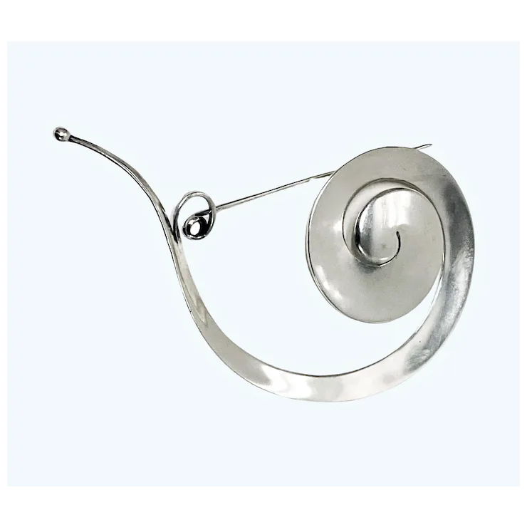 Georg Jensen Vivianna Torun Sterling large Pram Brooch No 392. For