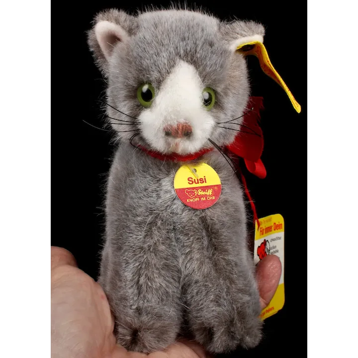 Steiff Fuzzy Gray Seated Cat Kitten Susi All ID Plus Care Booklet
