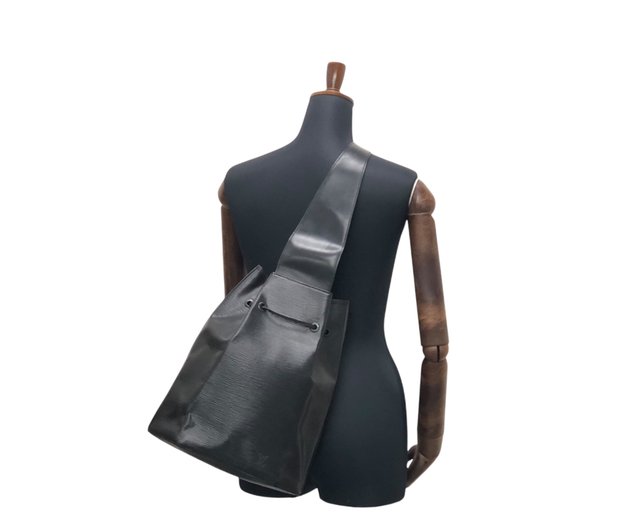 日本直送 名牌中古包 】LOUIS VUITTON ルイヴィトン エピ ショルダー