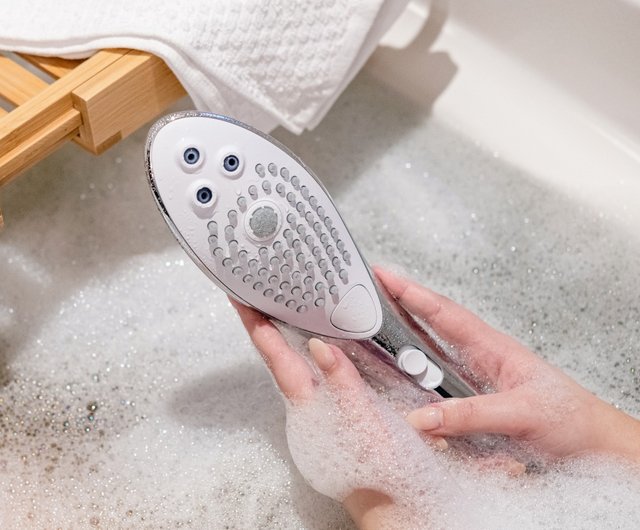 31%OFF】台湾 German Womanizer Wave 革新的なマッサージ シャワー