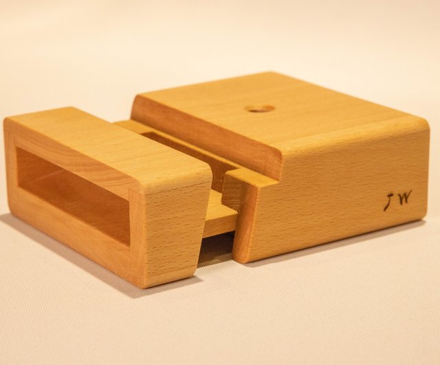 台湾 【Just Wood 非木不可】無垢材スマホ用スピーカー台 - 幅調整可能