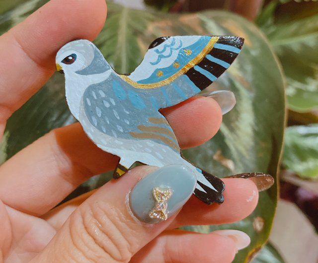 台湾 【手作り鳥マグネット】セグロトビ akaneocean03 - Pinkoi