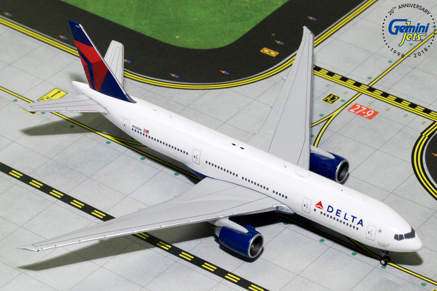 Delta Air Lines B777-200LR, N708DN Gemini Diecast Display Model, 1