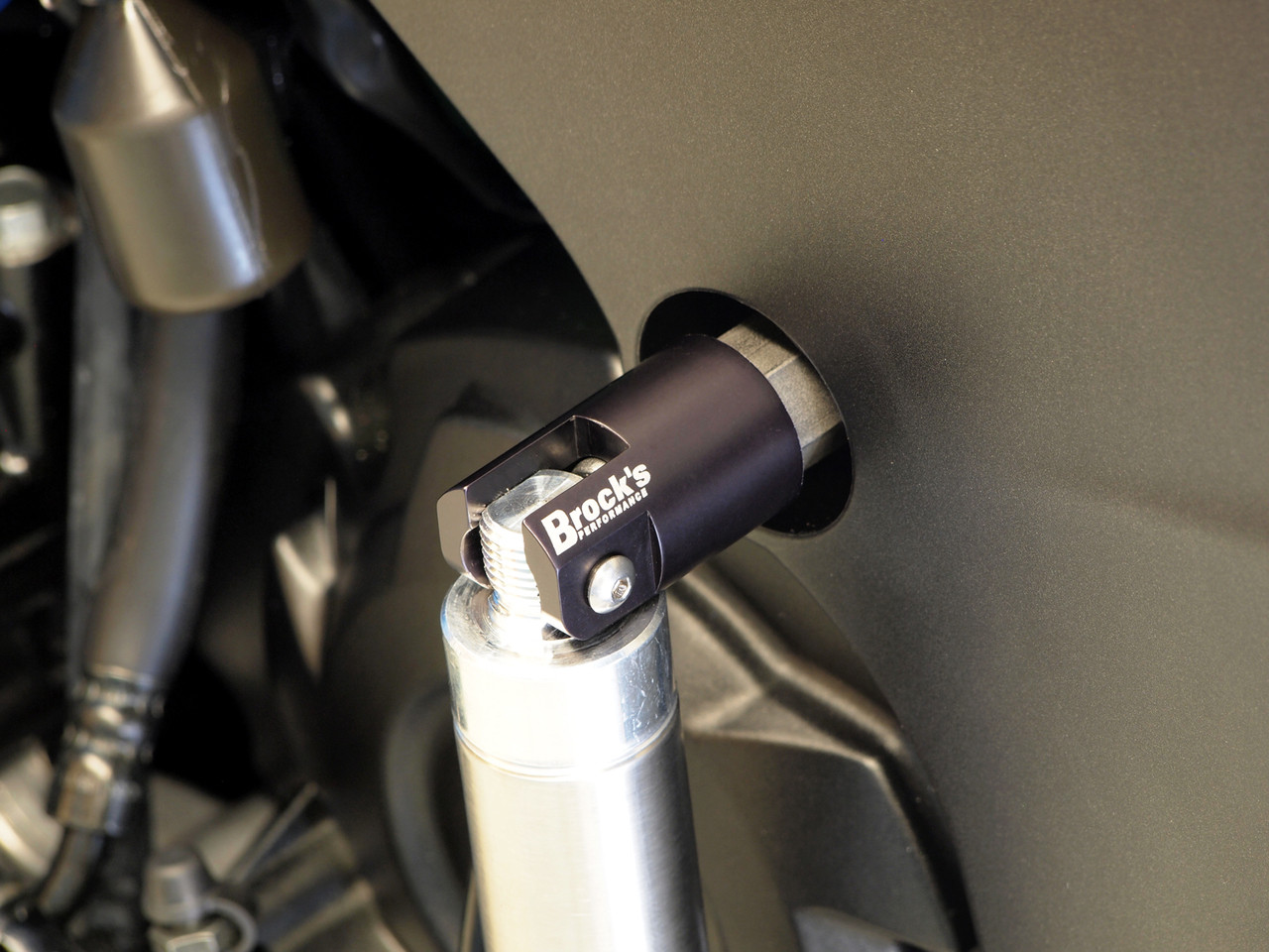 Buy Air Shifter Cylinder Mounting Kit ZX-14 (06-25) SKU: 561334 at