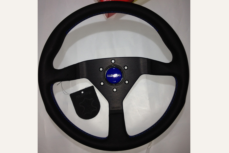 MOMO Monte Carlo Blue Steering Wheel | MrSteeringWheel