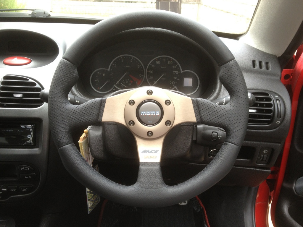 MOMO Race 350mm Steering Wheel | MrSteeringWheel