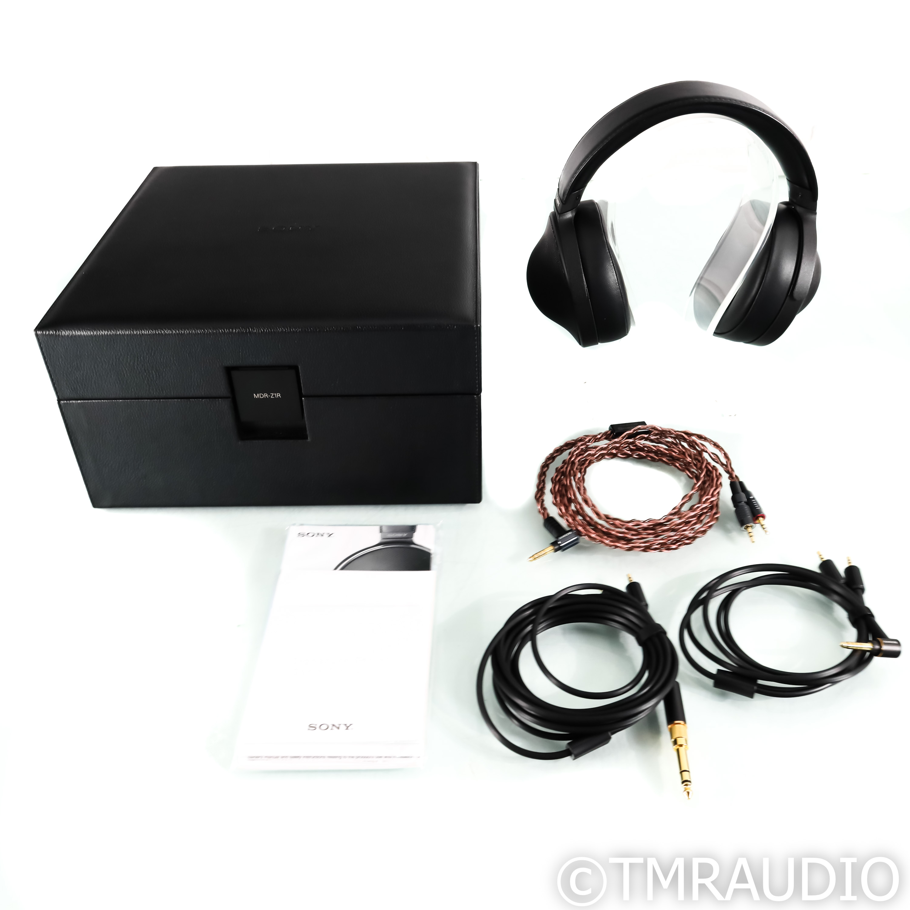 Sony MDR-Z1R Closed Back Headphones