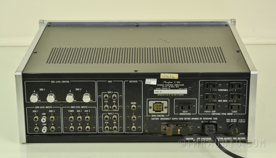 Accuphase C-200 Stereo Preamplifier