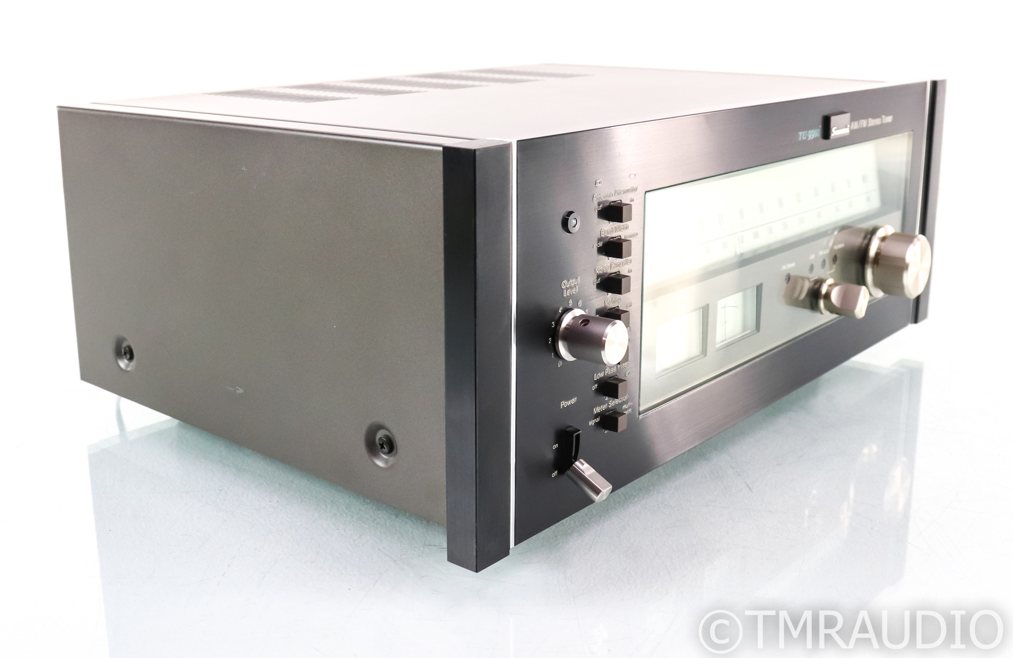 Sansui TU-9900 Vintage AM / FM Stereo Tuner