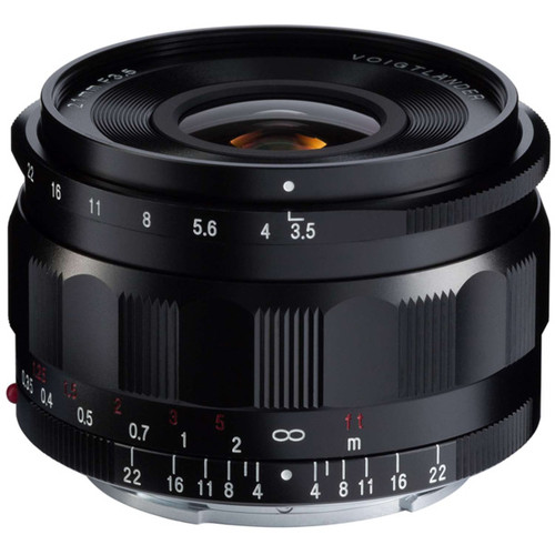 Voigtlander-21mm-F3.5-Color-