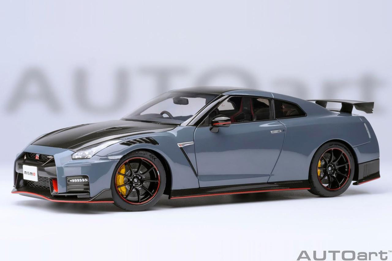 1/18 Nissan GT-R (R35) Nismo Special Edition (Gray) Finished Model
