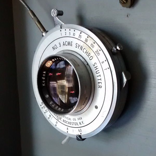 Kodak 8-1/2 Inch f/6.3 Commercial Ektar Lens in No. 3 Ilex Acme