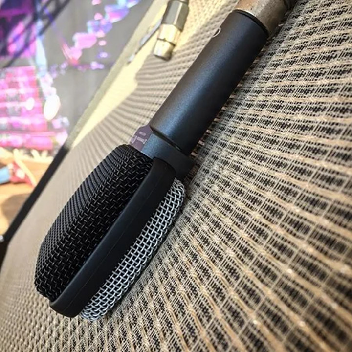 Sennheiser e609 Silver Dynamic Microphone | FrontEndAudio.com