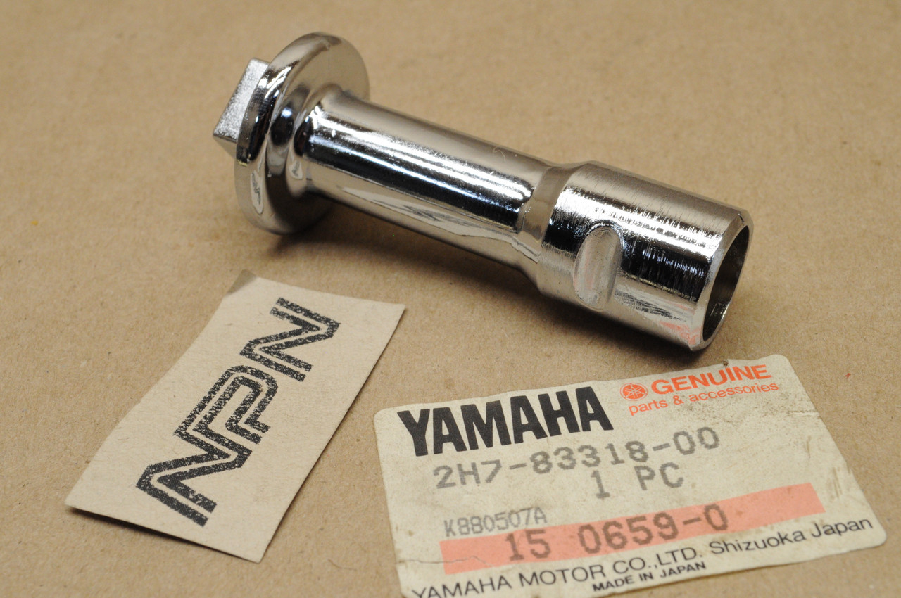 NOS Yamaha XJ650 XS1100 Turn Signal Blinker Stay Bracket 2H7-83318