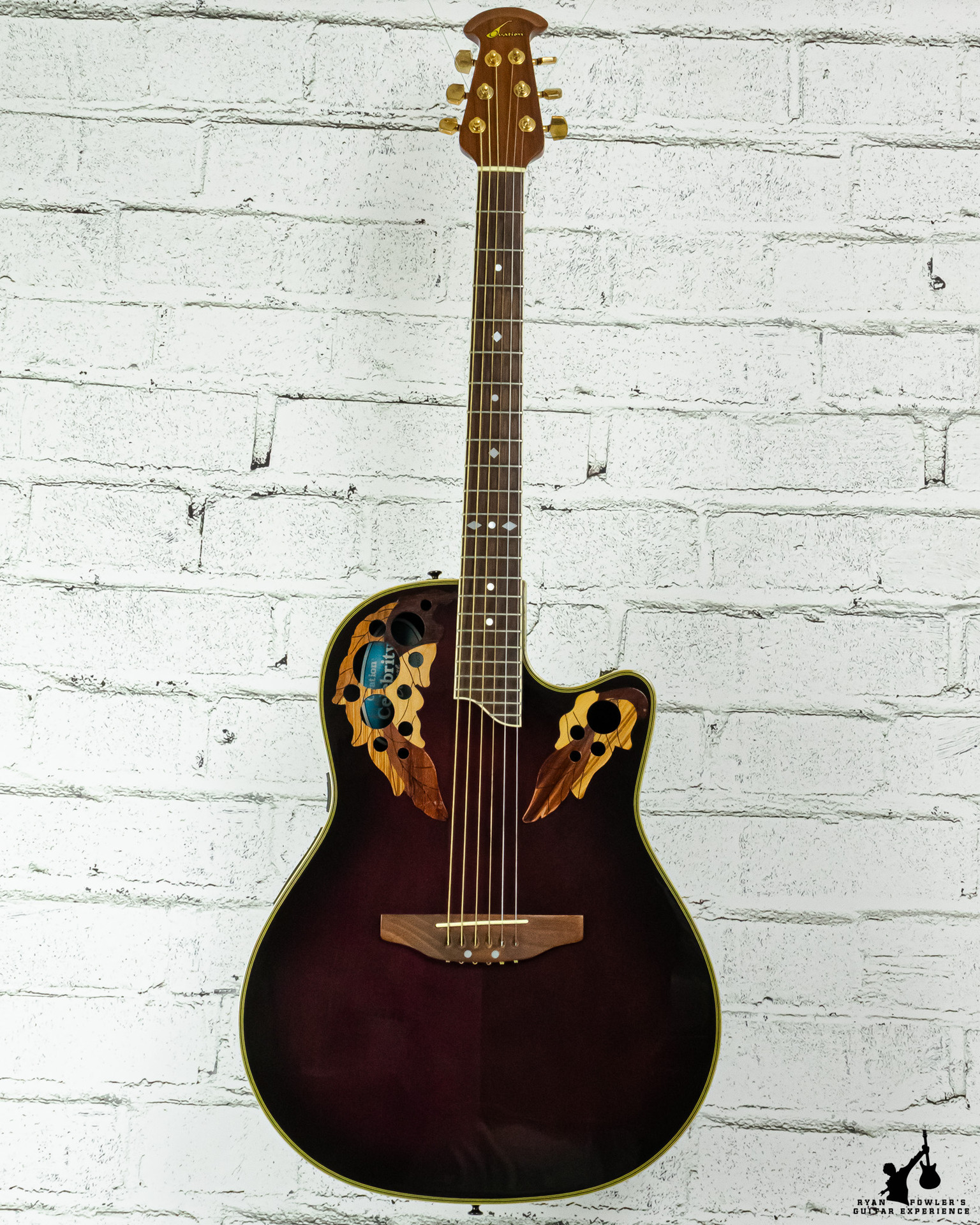 Ovation CS257 Celebrity Deluxe w/ Ovation Hardshell Case