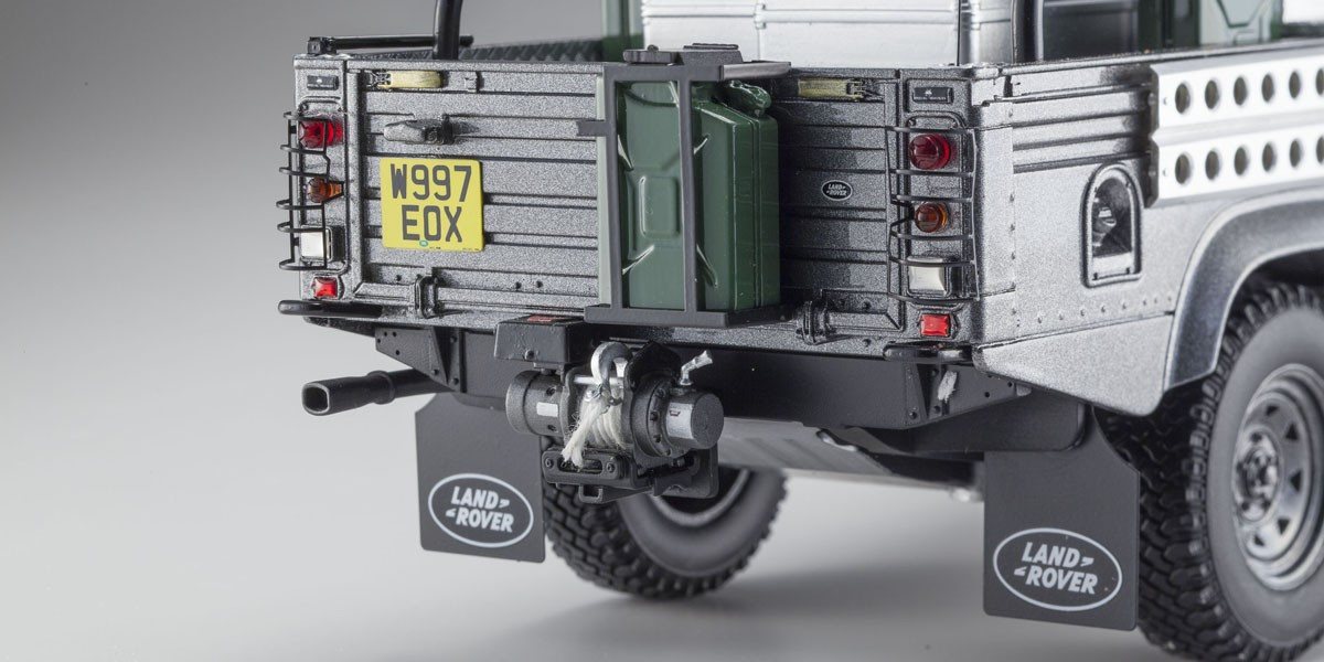 京商1⁄18 価格変更京商 1/18 ランドローバー ディフェンダー トゥーム