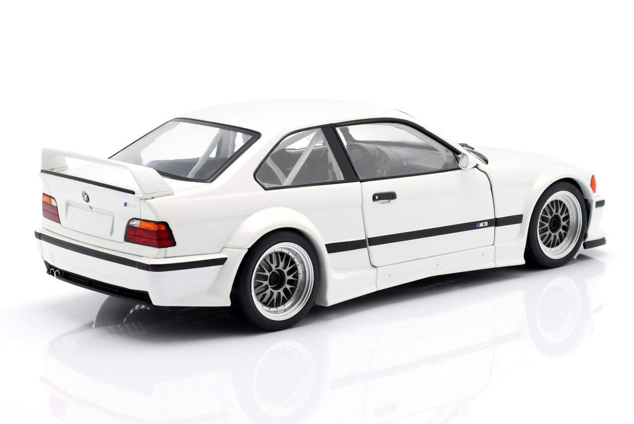 1/18 Werk83 BMW M3 (E36) GTR Plain Body Version (White) Car Model