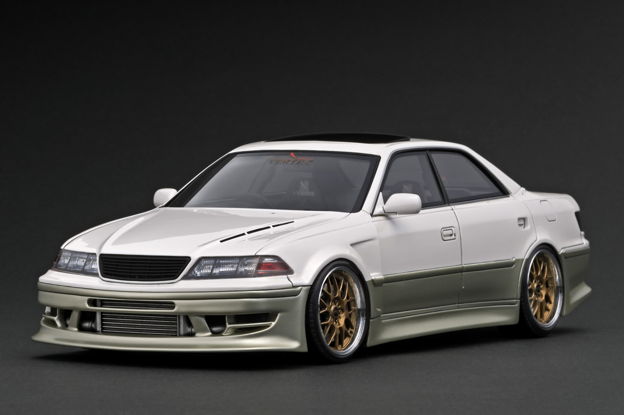 1/18 Ignition Model Toyota Chaser Vertex JZX100 Mark-II (Pearl