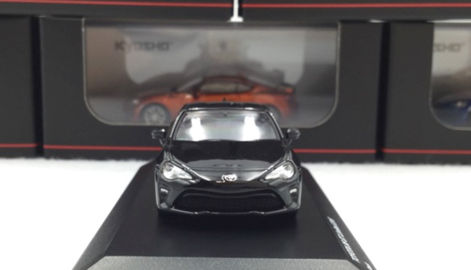 1/64 Kyosho 2016 Toyota 86 GT (Black) Car Model Limited