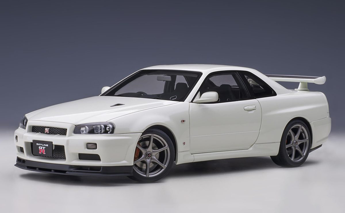1/18 AUTOart Nissan Skyline GT-R GTR R34 V-Spec II (Pearl White