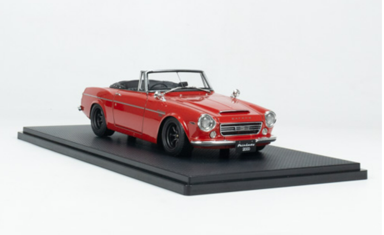 イグニッションモデ 2708 DATSUN Fairlady 2000 IG2708 1/18 DATSUN