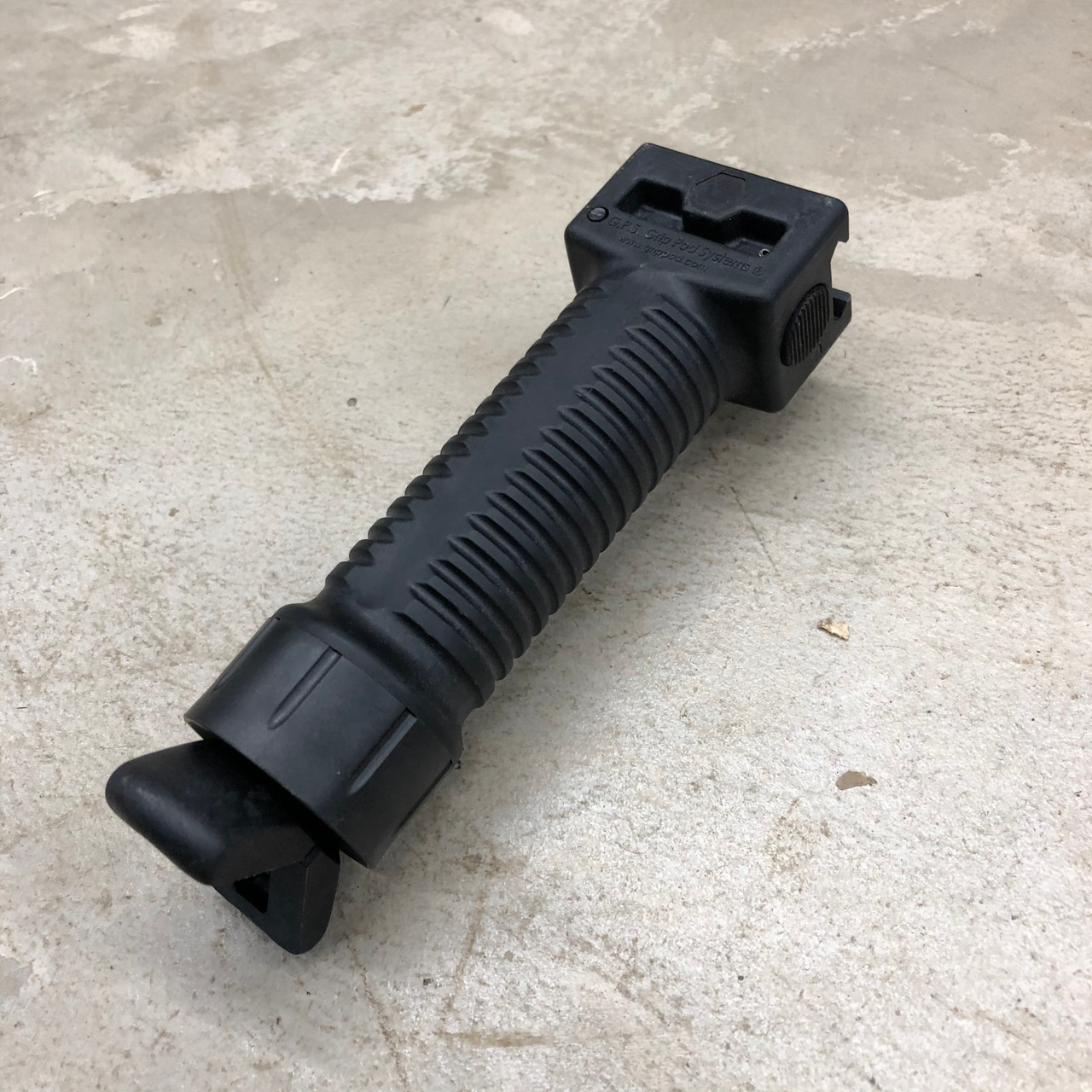 Grip Pod Systems GPS 02 Military Vertical Foregrip
