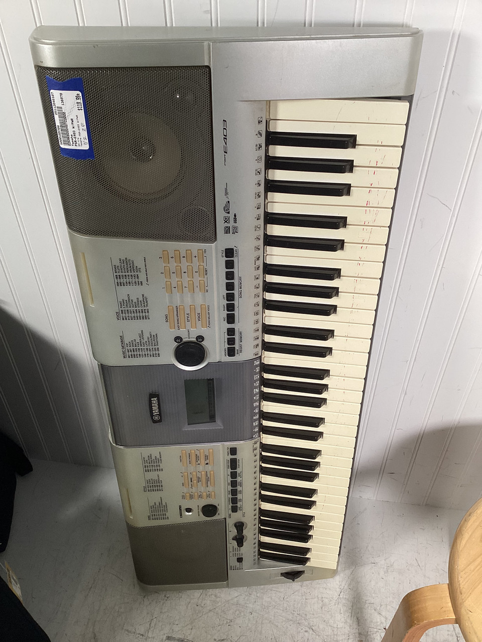 Used Yamaha PSR-E403 W/PWR 61-Key Keyboard 61-Key