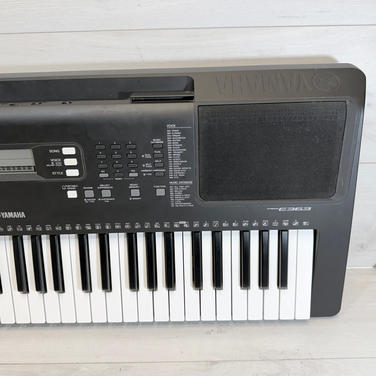 Used Yamaha PSR E363 61-Key Keyboard 61-Key
