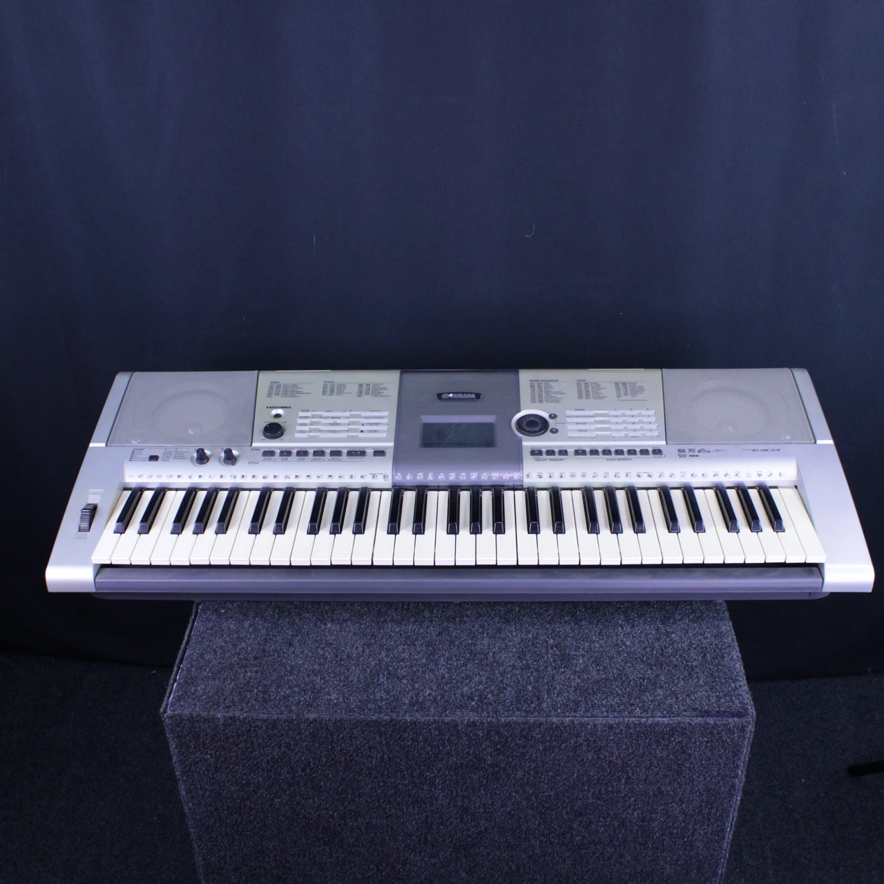 Used Yamaha PSR E403 KEYBOARD W/PWR 61-Key Keyboard 61-Key
