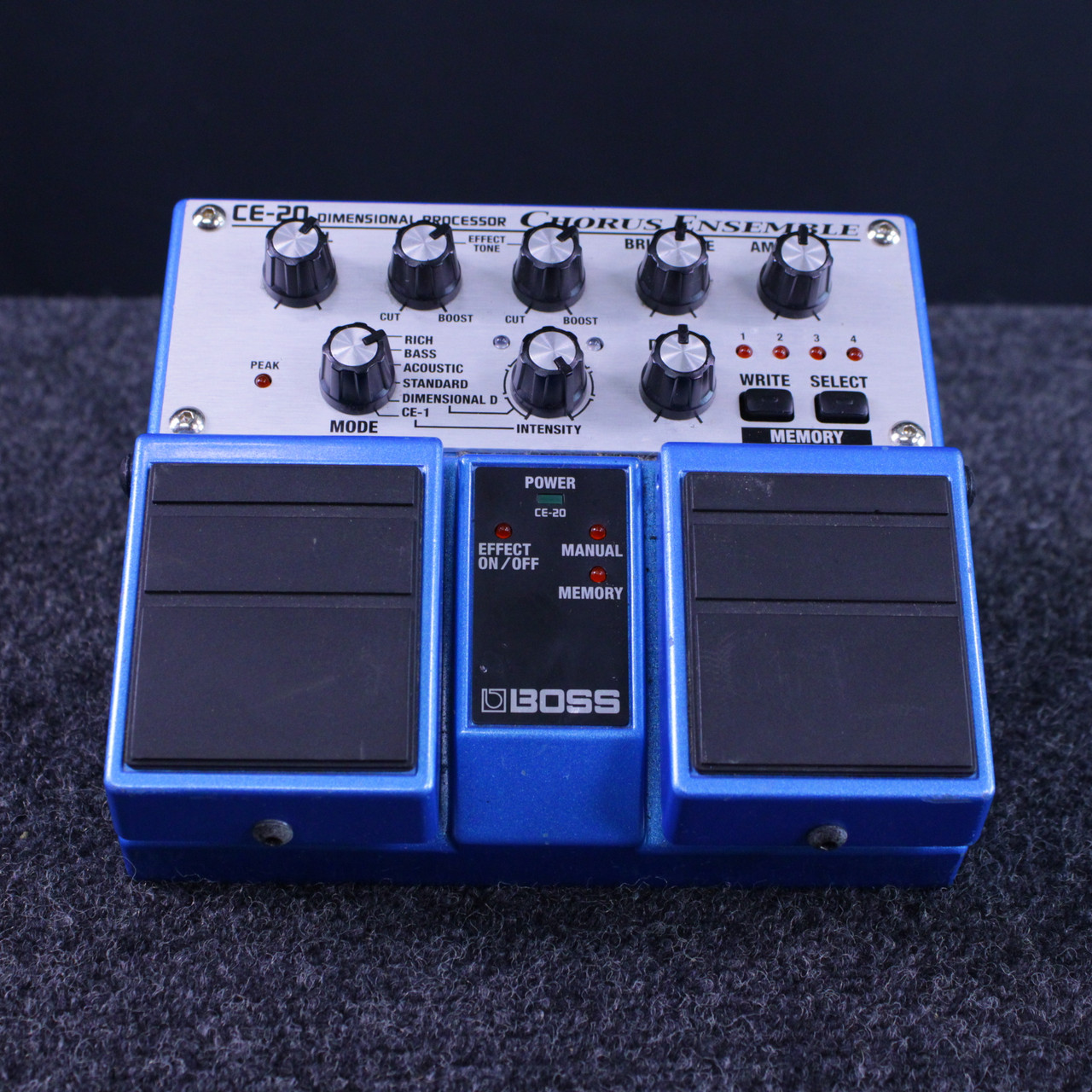 Used Boss CE-20 CHORUS ENSEMBLE Chorus Pedal