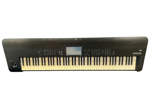 Used Yamaha MO8 88-Key Synthesizer 88-key