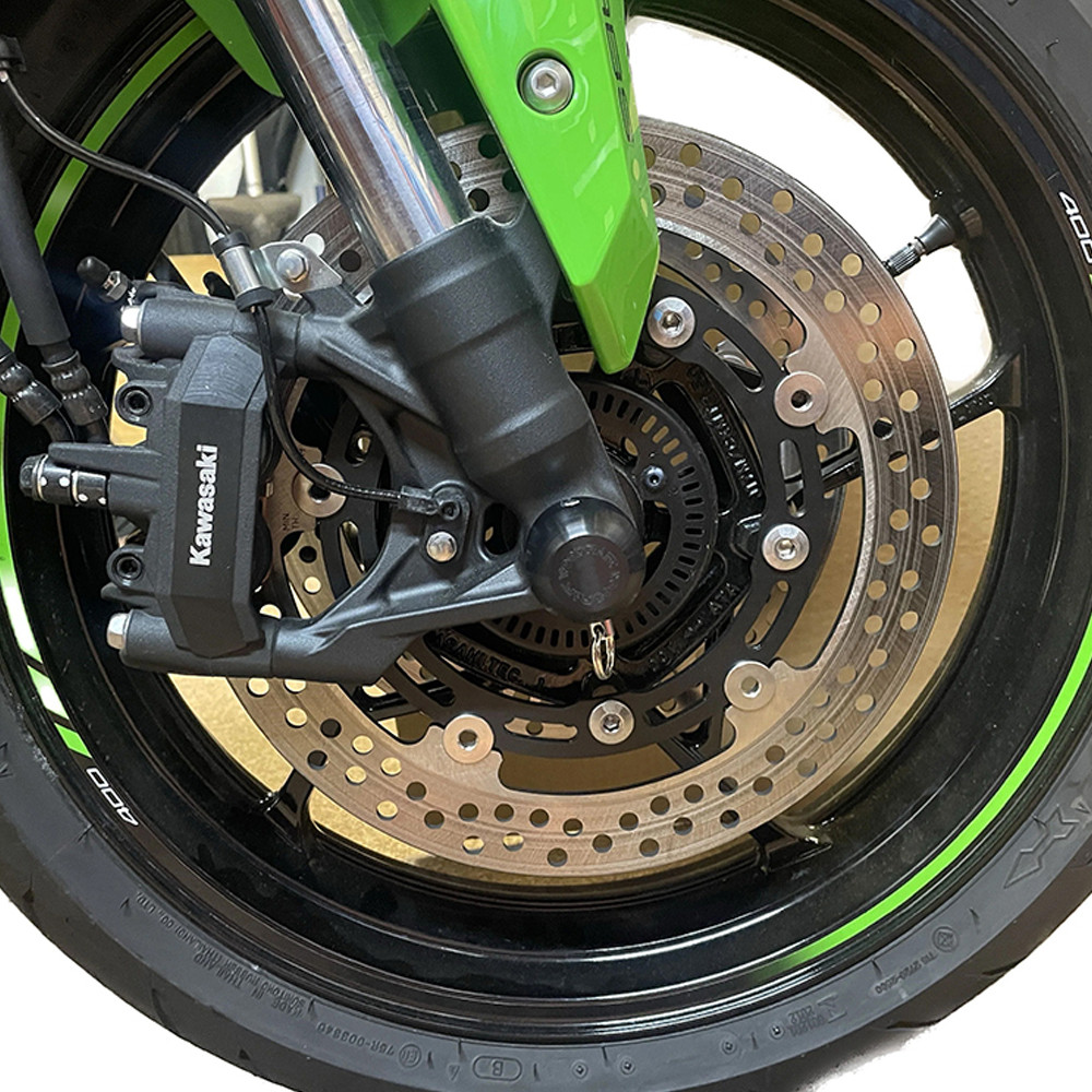 Woodcraft Kawasaki ZX-4RR 2023-2025 Front Axle Slider Kit