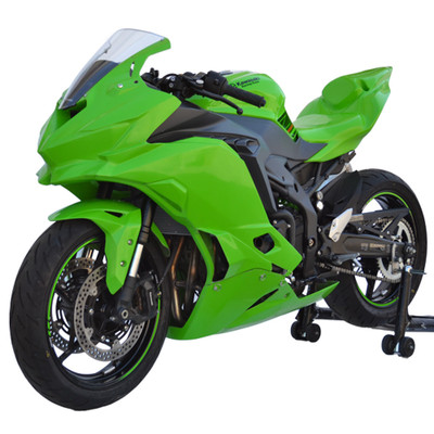 hotbodies-color-form-race-