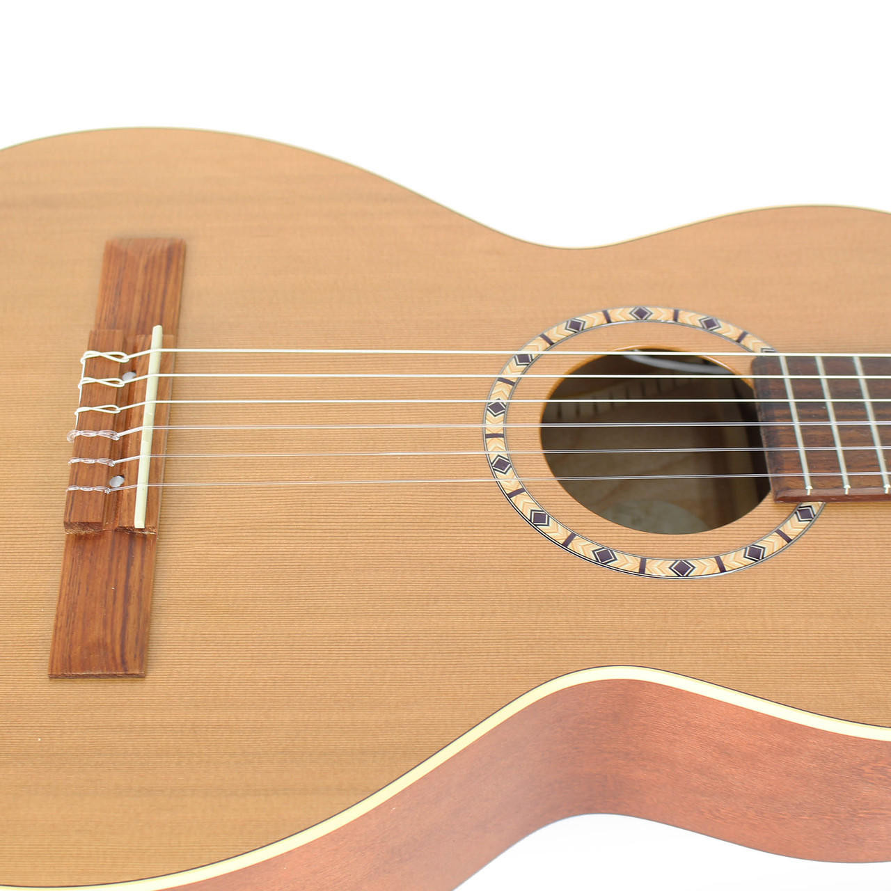 Art & Lutherie Ami Nylon Cedar Acoustic Electric Parlor Guitar in