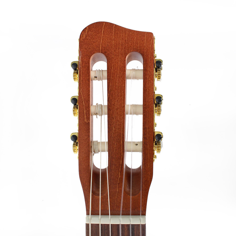 Art & Lutherie Ami Nylon Cedar Acoustic Guitar w/ Gigbag | Cream