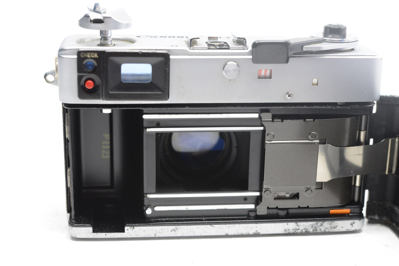 Pre-Owned - Canonet QL17 G-III w/40mm f1 7 Film Camera