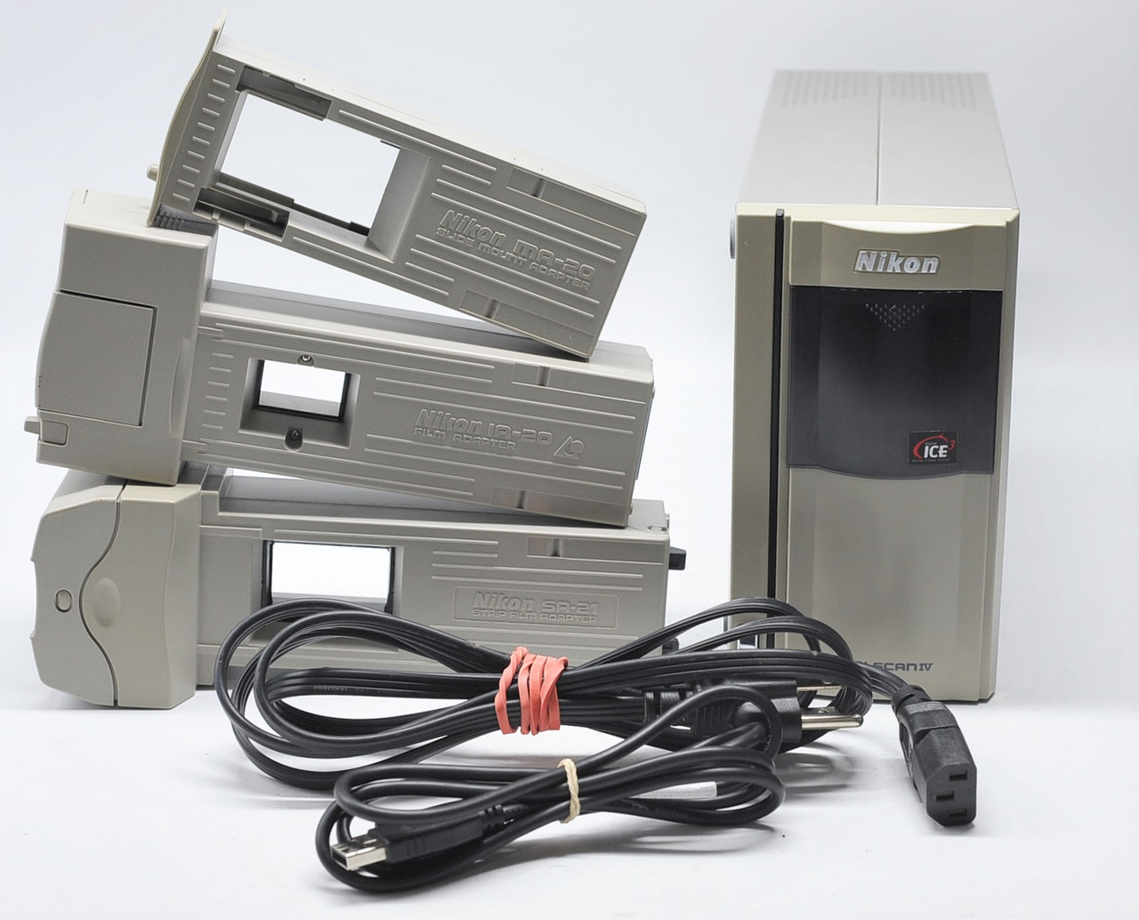 Pre-Owned - Nikon LS-40 Coolscan IV ED film scanner