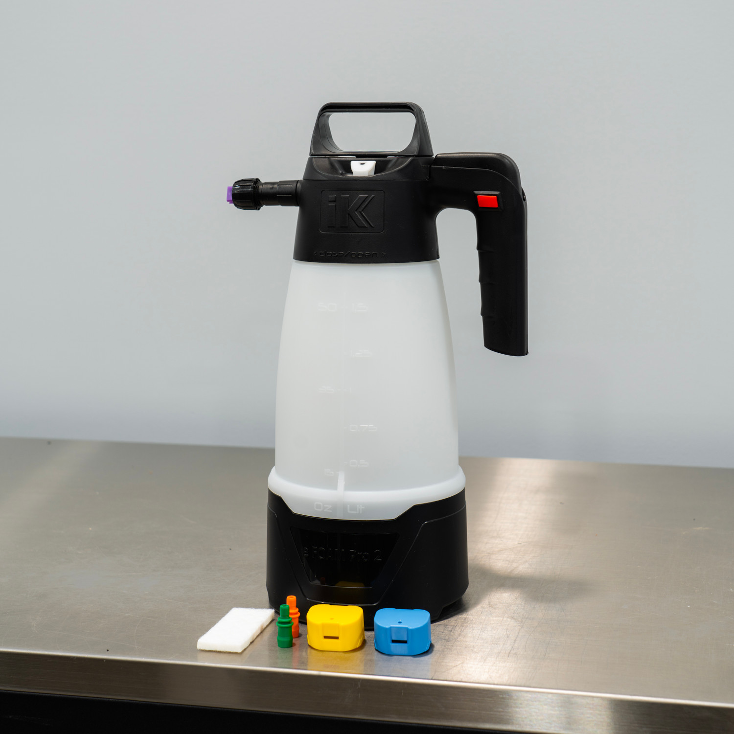IK e Foam Pro 2 | Hand Held Foam Sprayer with Battery Compressor