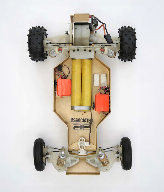 新製品】チーム・アソシエイテッド RC10 40周年記念キット 〜 RC10