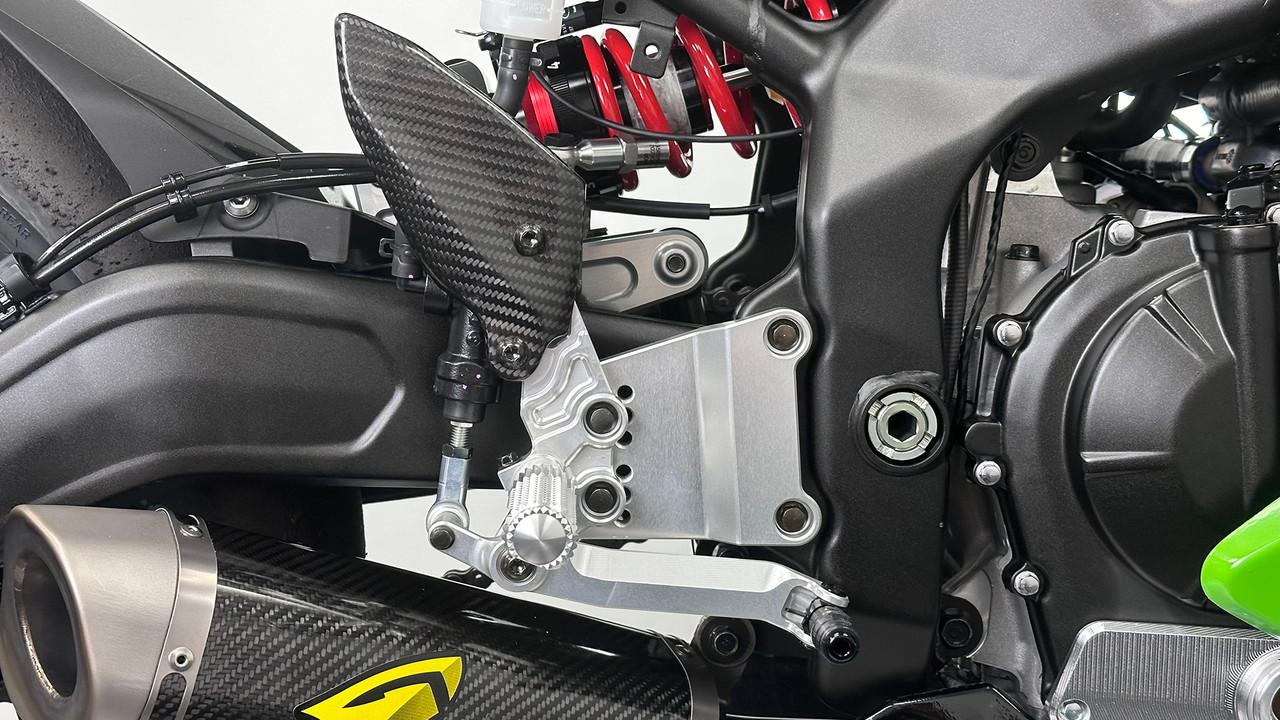 Graves-ZX4RR-ZX4R-Rearsets-