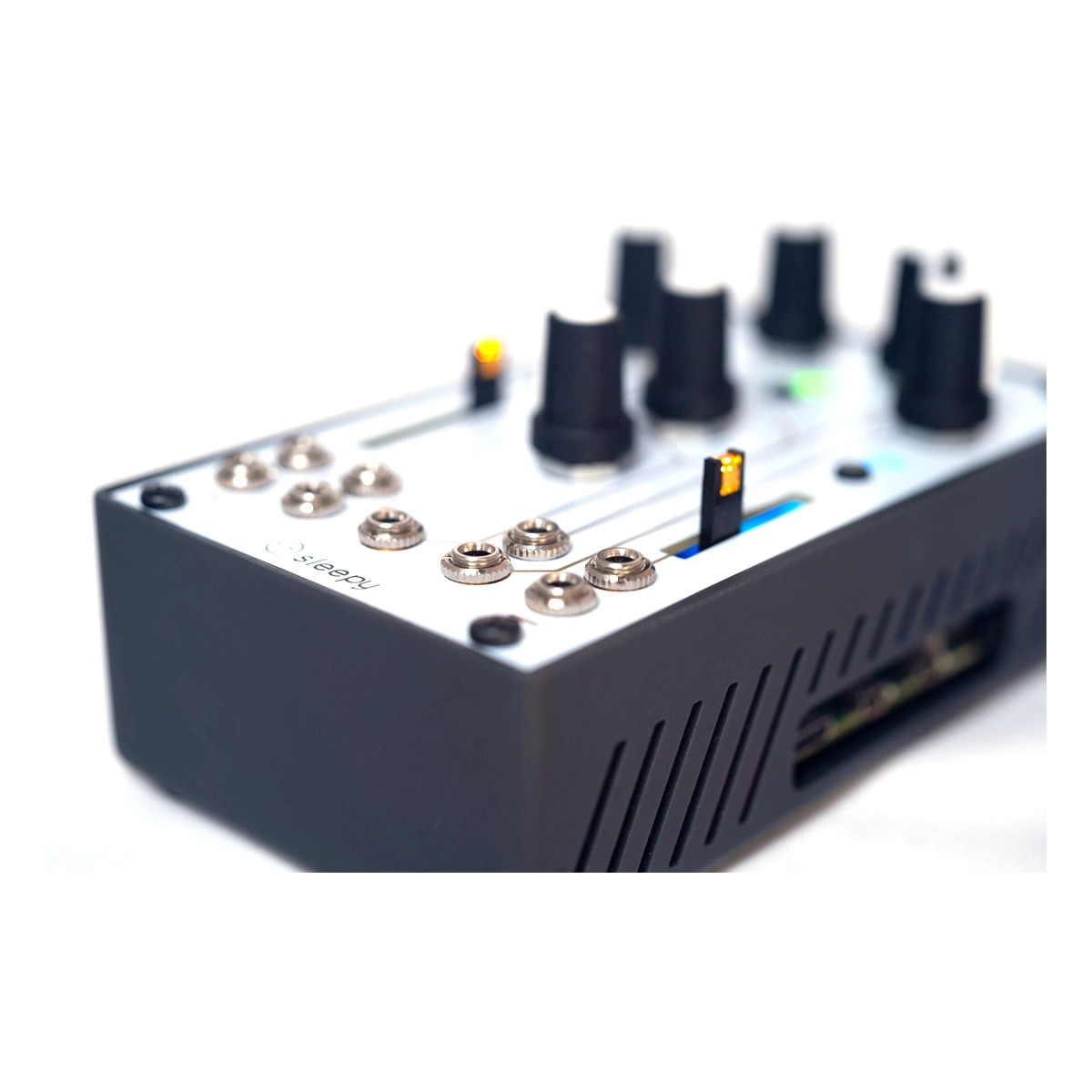 Sleepy Circuits Hypno Video Synthesizer at Signal Sounds