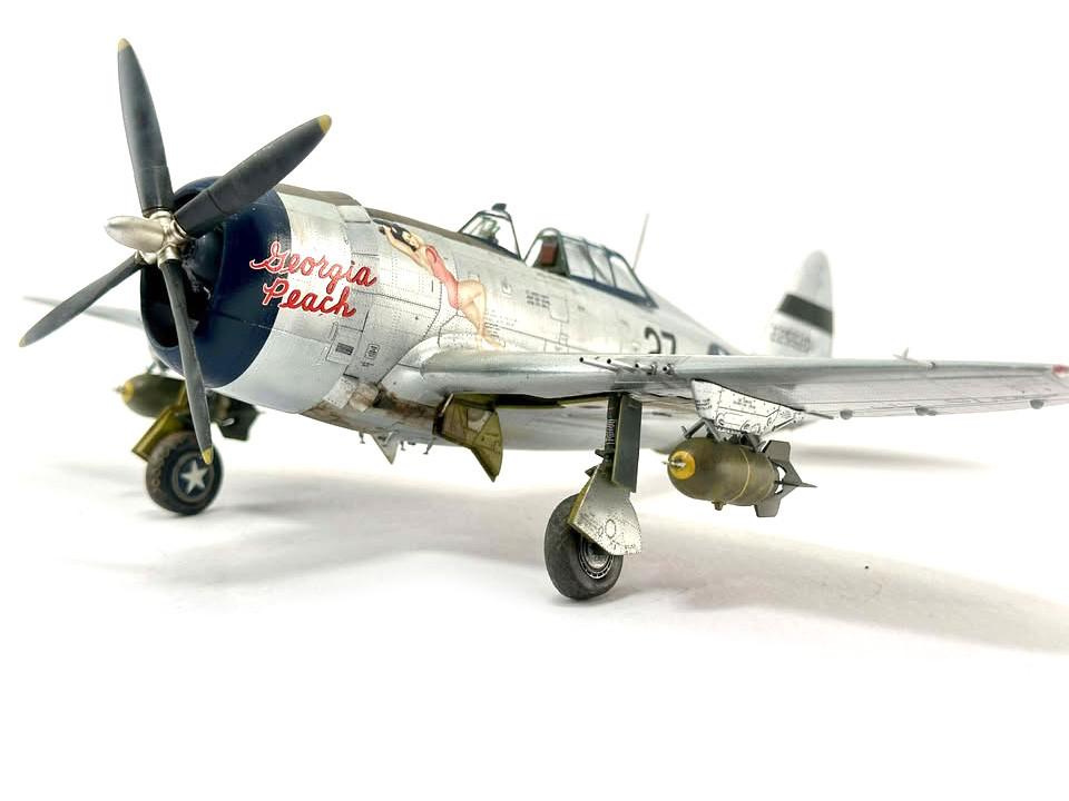 航空機・ヘリコプター P-47D THUNDERBOLT 'RAZORBACK' 1:48 航空機