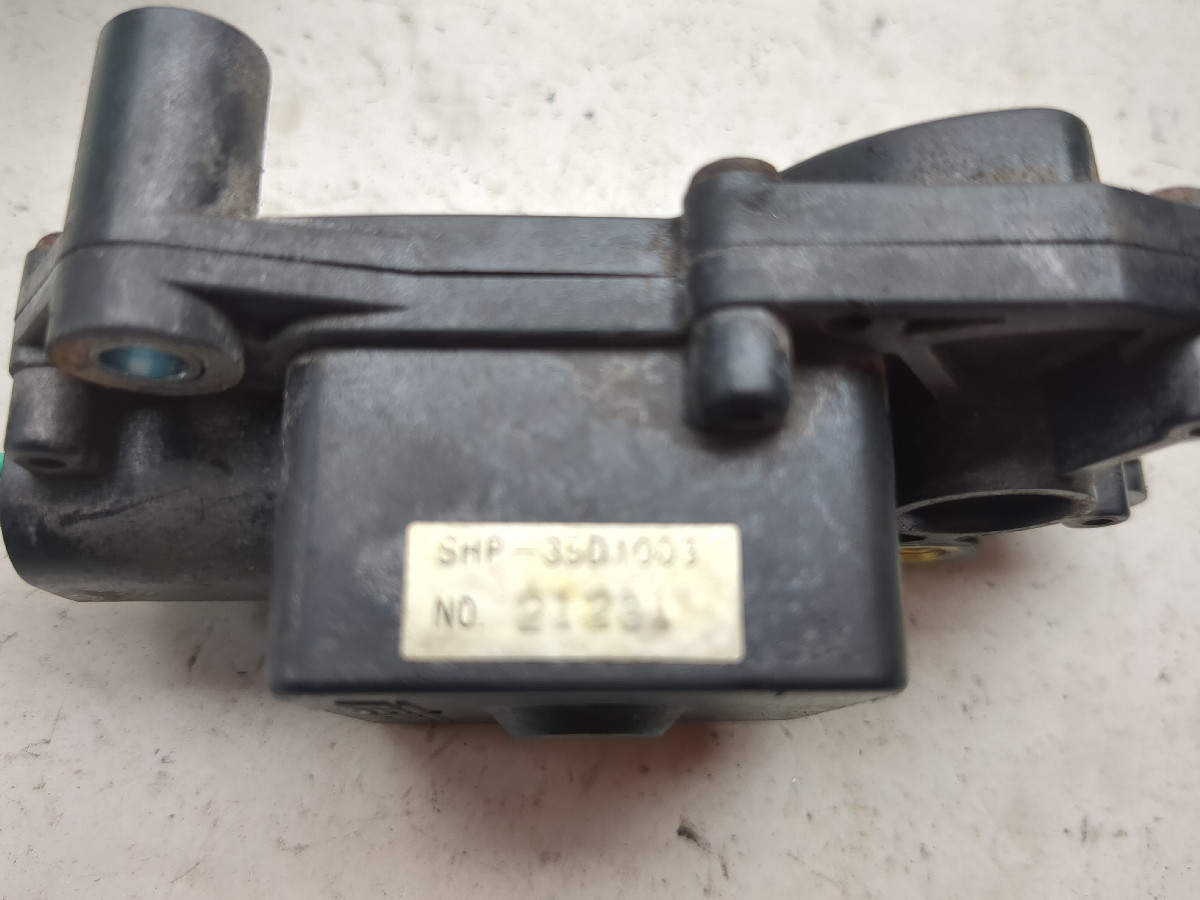 03 04 Kawasaki Ninja ZX6 ZX 636 Secondary Throttle Valve Actuator