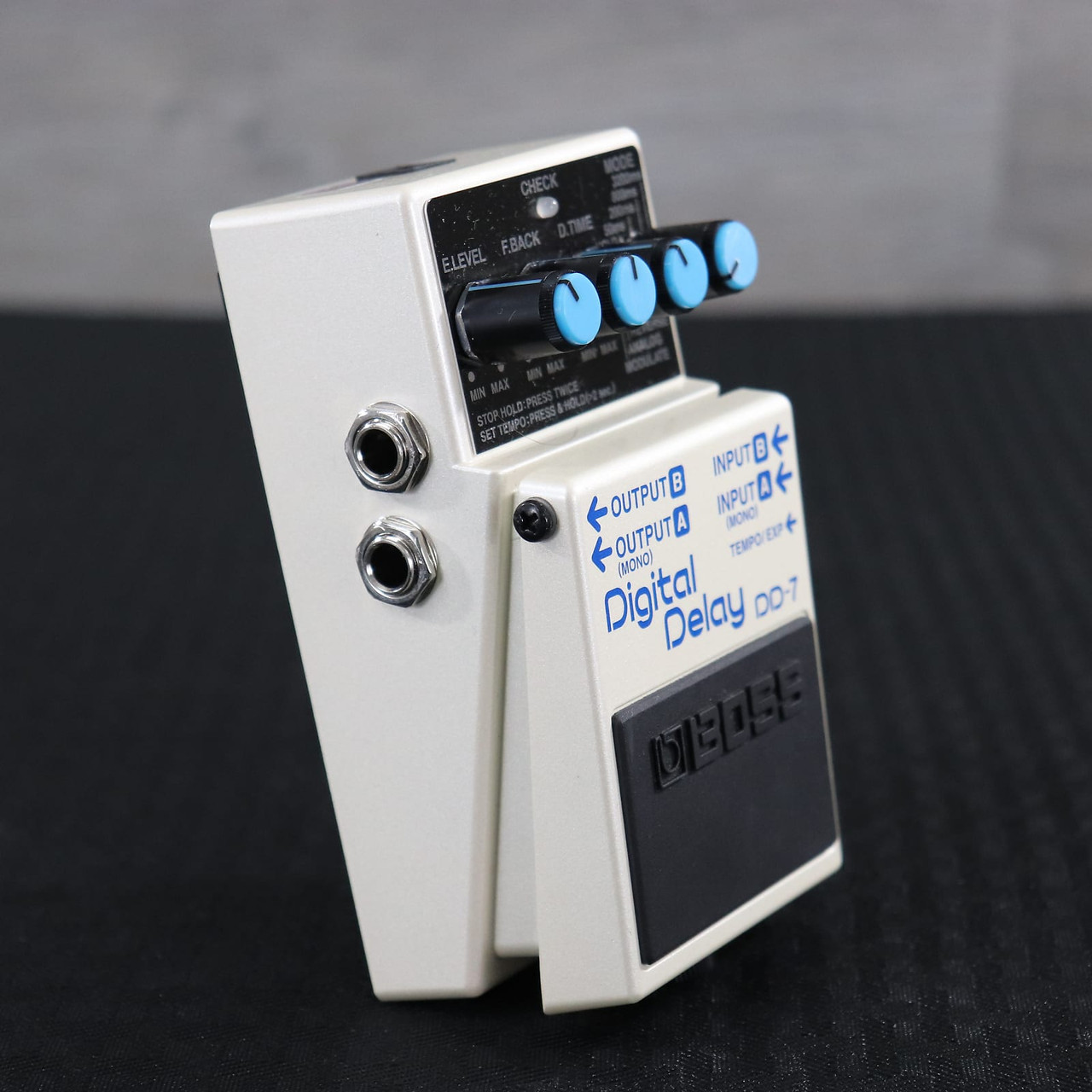 Boss DD-7 Digital Delay White - K&S Music Center LLC