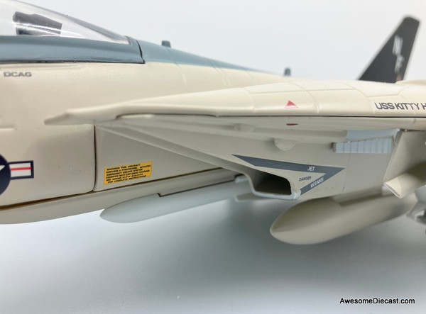 Franklin Mint Armour Collection 1:48 Grumman F-14 VF-154 Tomcat US