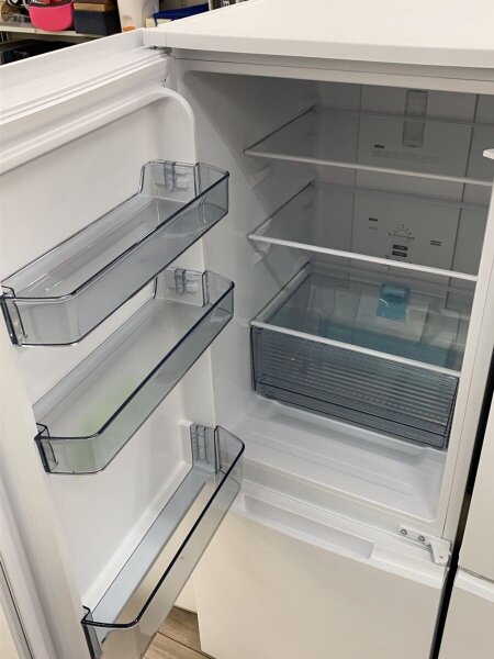 SHARP(シャープ) / 冷蔵庫・冷凍庫 SJ-D18J-W | 中古品の販売・通販