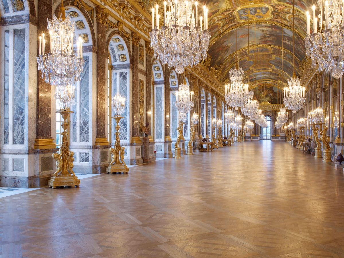 世界遺産ベルサイユ宮殿 日本語公認ガイド半日ツアー ランチ or