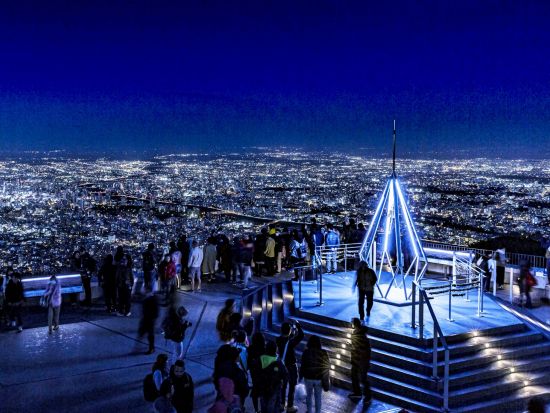 藻岩山 山頂展望台の現地ツアー／アクティビティ（2026年）【VELTRA