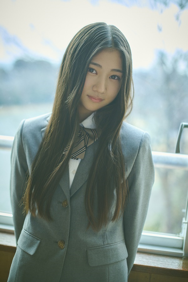 乃木坂46、6期生 川端晃菜、瀬戸口心月、矢田萌華の撮り下ろし写真