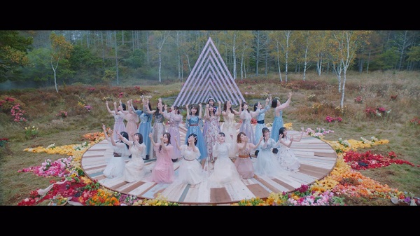 乃木坂46、12月15日リリースのベスト・アルバム『Time flies』より生田